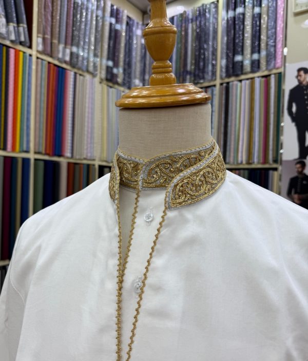 Antique Gold Embroidered Collar